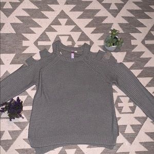 Cut out cold shoulder sweater